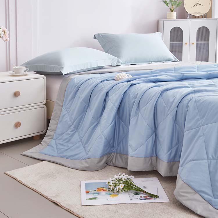 ​​hongyang Australian Machine-washable Summer Quilt / Air-conditioning Quilt With 100% Wool Filling​