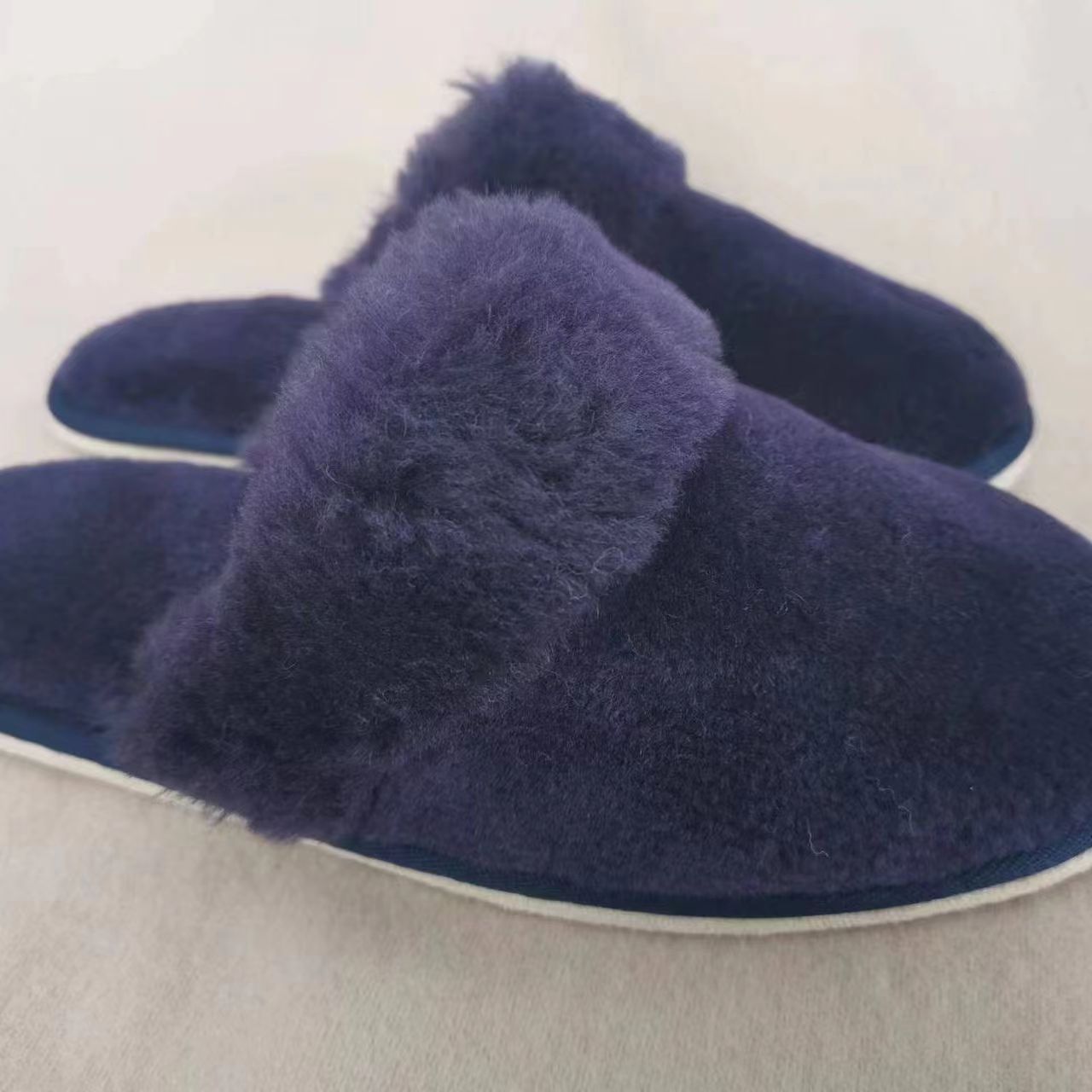 Hongyang New Autumn & Winter Indoor Slippers Wholesale: Home Plush Slippers, Warm Thick-soled Non-slip Slippers For Women